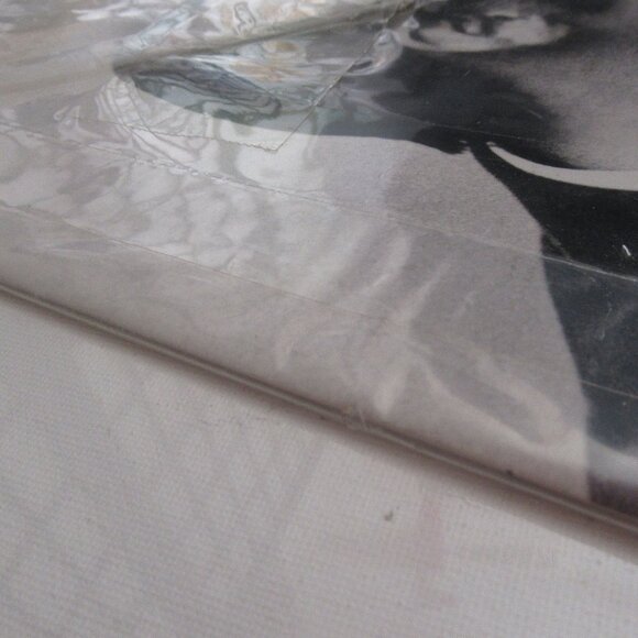 Elvis Presley Photo Tear-Out Book: 20 Collectible Photos, Vintage 90s, - Picture 6 of 7